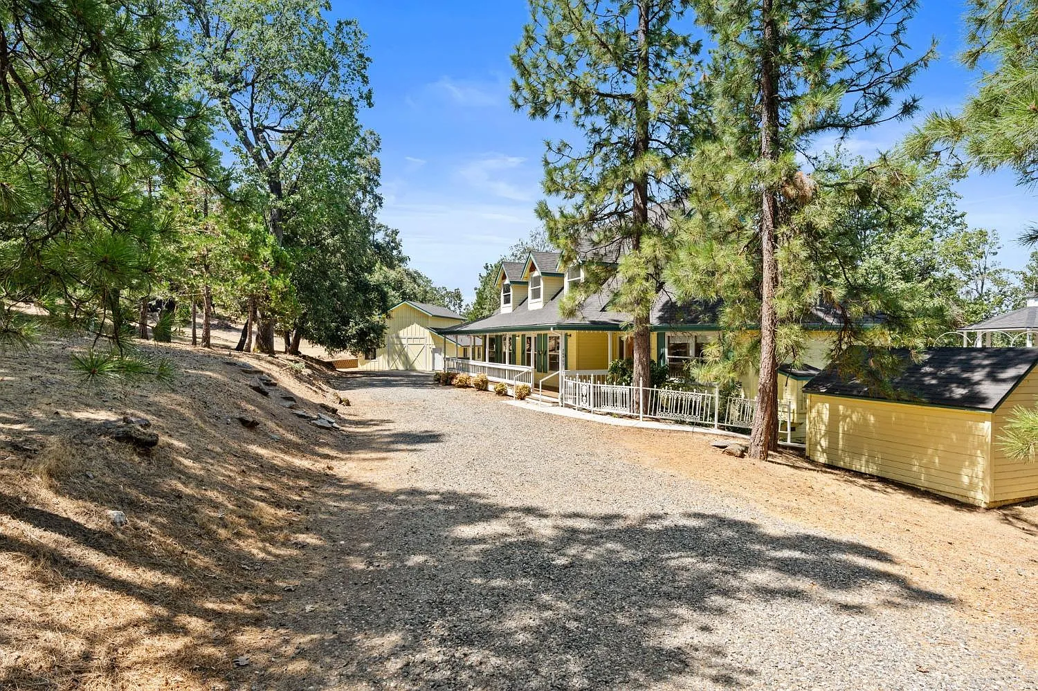 36902 Cedar Mountain Ln photo 1