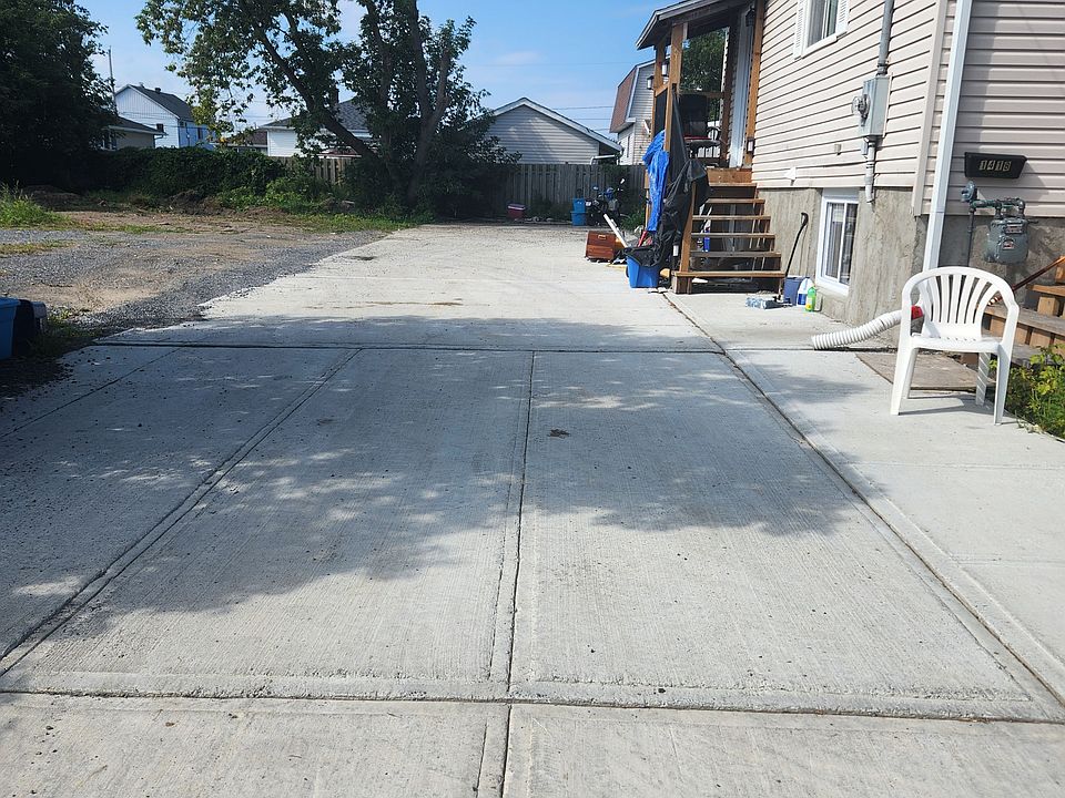 2nd image of 1418 Cumberland St