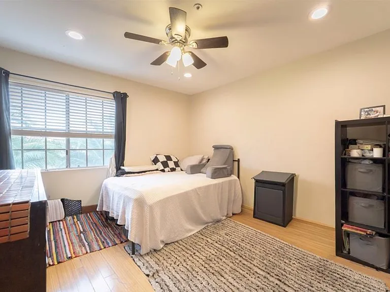 13584 E Sutter Ct — Photo 12