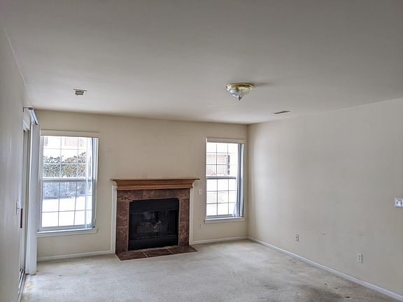 4th image of 5296 Pine Aires Dr