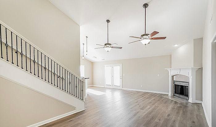 1st image of 1192 Bothwell Pl