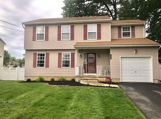 71 Quimby Ave, Hamilton, NJ 08610