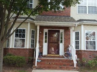 269 Pinelli Dr, Piscataway, NJ 08854