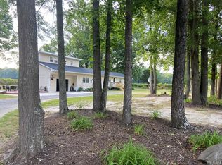 795 Perrys Bridge Rd, Belvidere, NC 27919