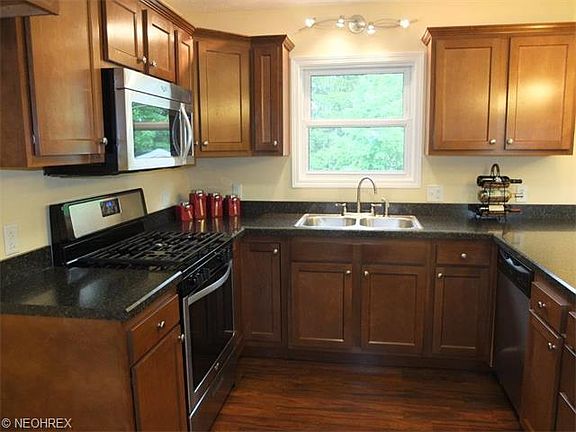 5th image of 5733 Taylor Rd