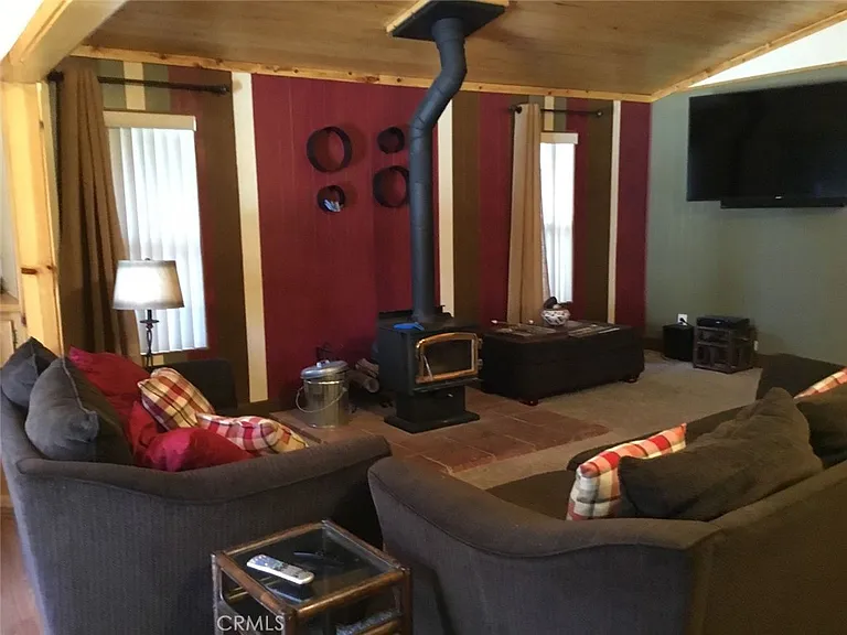 524 Wanita Ln — Photo 4