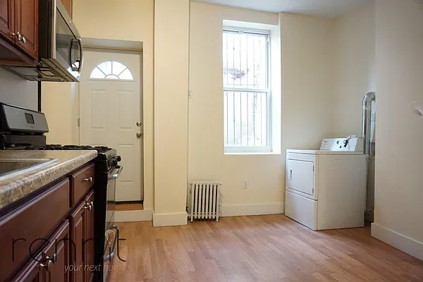 Rented by Rennit Inc. | media 26