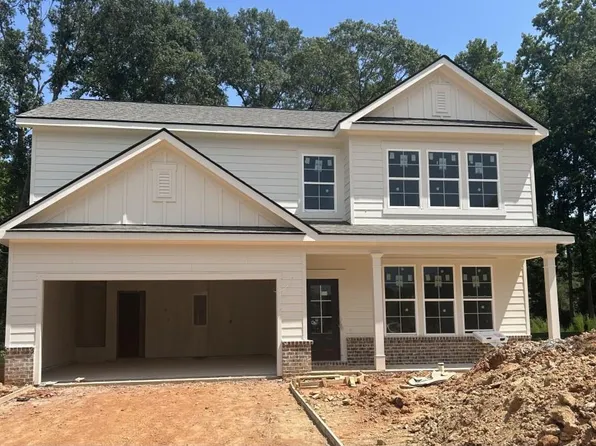 396 Crimson Feather Dr, Jefferson, GA 30549