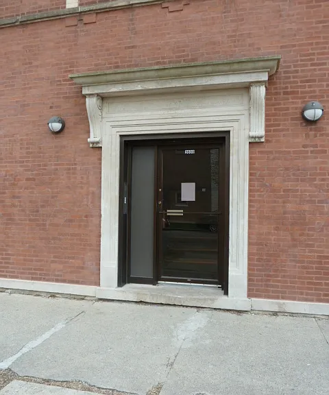 3600 S Wood St #3R — Photo 2