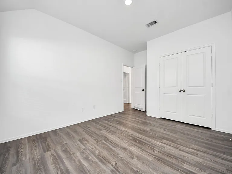 26631 Castiel Dr — Photo 20