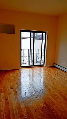 Rented by Owen Olivier, LREB | media 17