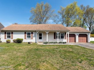 7 Leeds Ct, Brick, NJ 08724