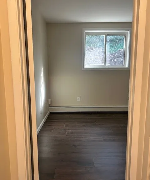 Burnet Park Apartments — Photo 12