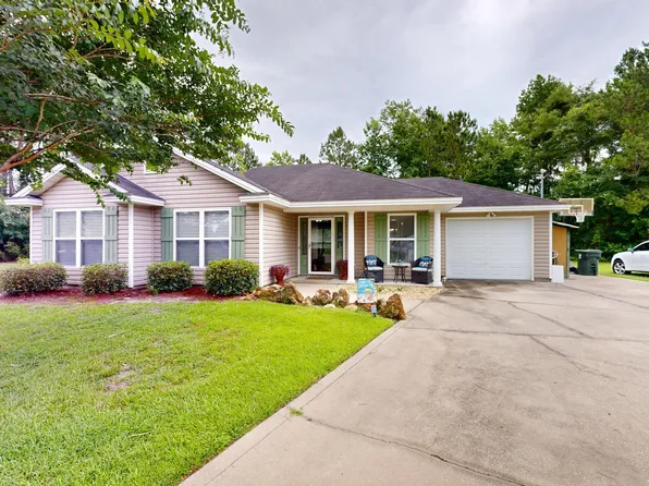 235 Sarah Dr, Brunswick, GA 31525
