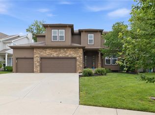22041 W 98th St, Lenexa, KS 66220