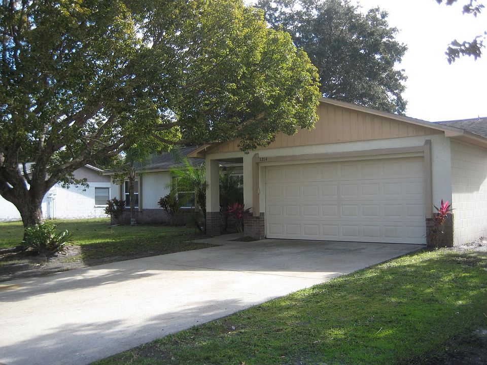 1st image of 1214 Franklin Dr