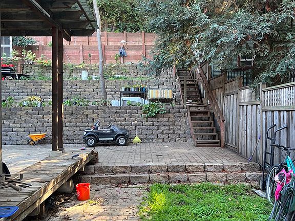 5th image of 2400 Harrington Ave