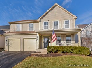 3317 Husking Peg Ln, Geneva, IL 60134