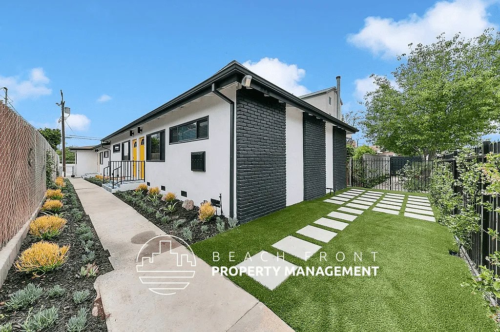 412 Brooks Ave. — Photo 1