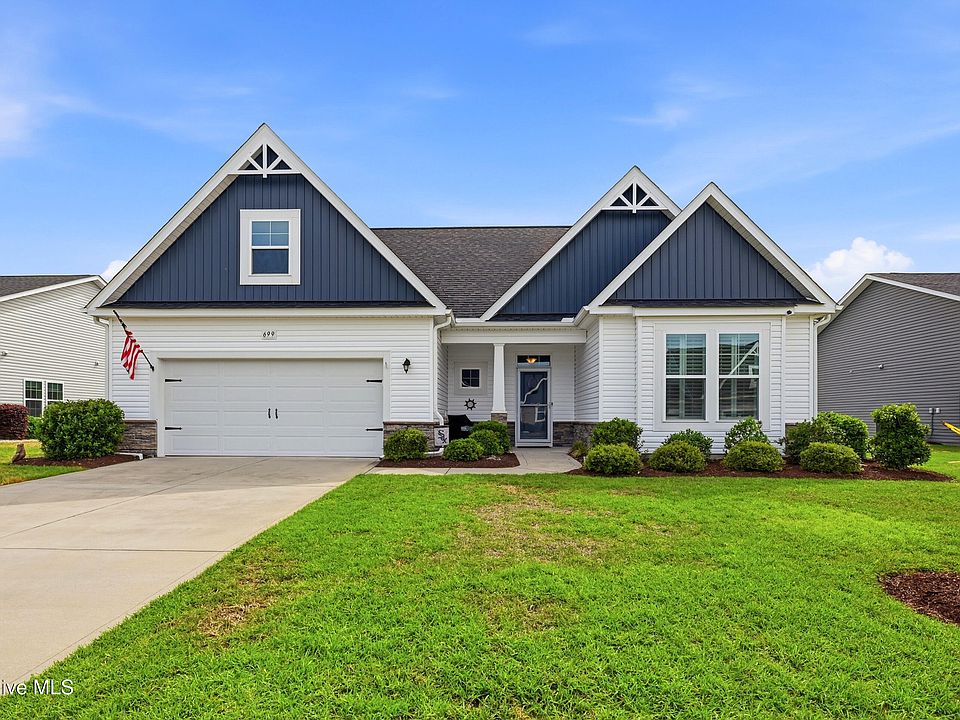 1st image of 699 E Chatman Drive NW