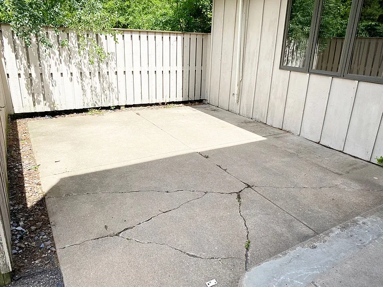 4PLEX-1912 Carol Dr — Photo 23