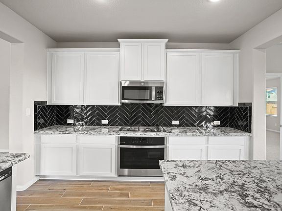 Beautiful backsplash and countertop