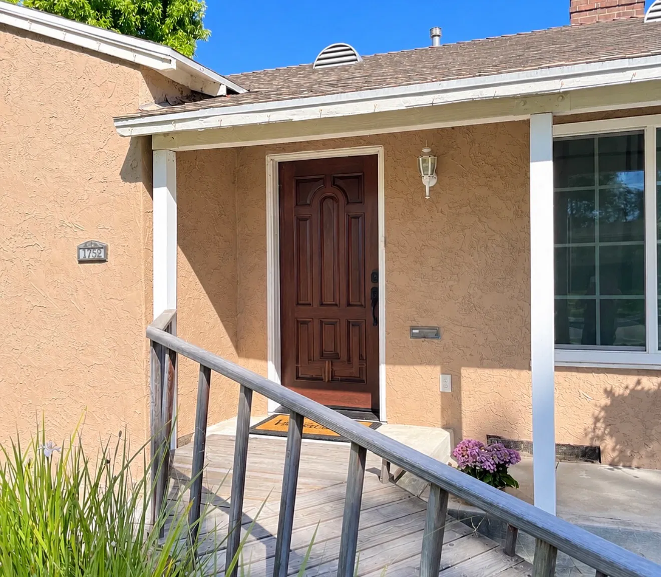 4 bed, 1686 sqft, $4,200 — Photo 3