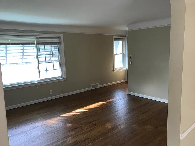 14523 Cedar Rd — Photo 6