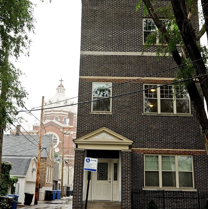 1st image of 1845 N Honore St APT 1R