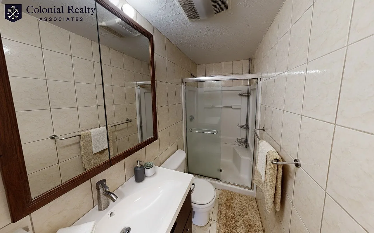 4 bed, 2.0 bath, 1100 sqft, $6,500 — Photo 3