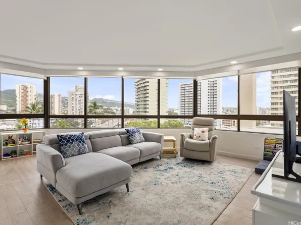 2499 Kapiolani Blvd APT 801, Honolulu, HI 96826