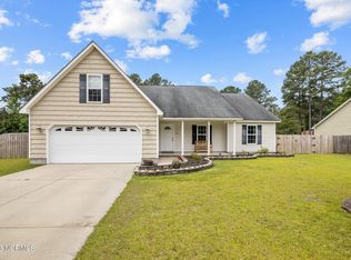 102 Aspen Ct, Havelock, NC 28532