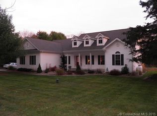 26 Raymond Schoolhouse Rd, Canterbury, CT 06331