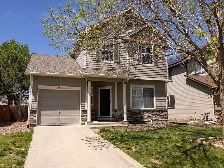 6148 Shamrock Cir — Photo 2