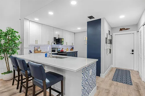 8770 Azalea Ct #203 Photo 1