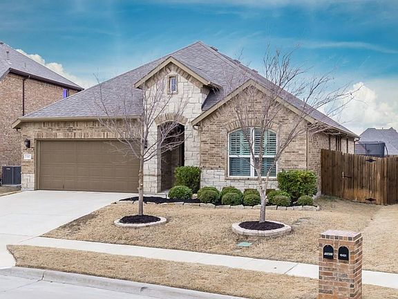 2nd image of 15417 Bluffdale Dr