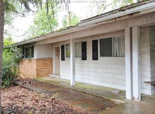 303 Marion Cir, Charleston, WV 25314