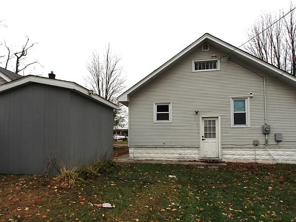 3rd image of 729 S 8th St