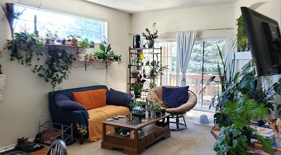 2nd image of 3002 W Elizabeth St