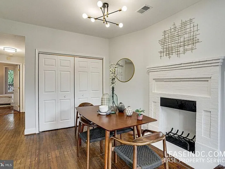 1938 Biltmore St NW #B — Photo 6