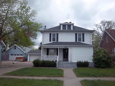 208 S Vine St, North Platte, NE, 69101