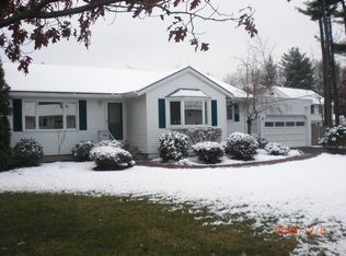 384 Boynton St, Bedford, NH 03110