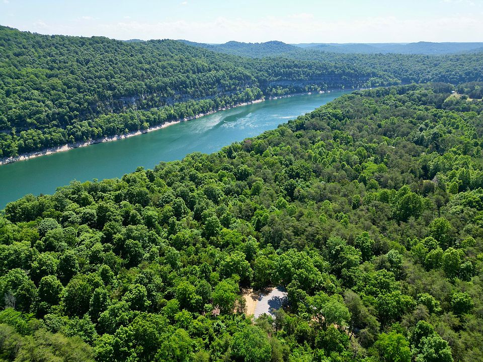 1st image of 14 Buck Tail Dr