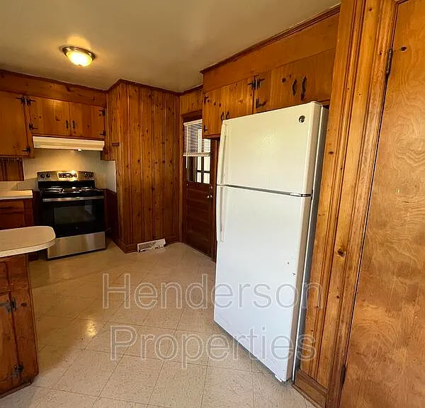 7322 Briardale Dr — Photo 6