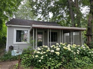 19323 Norborne St, Redford, MI 48240
