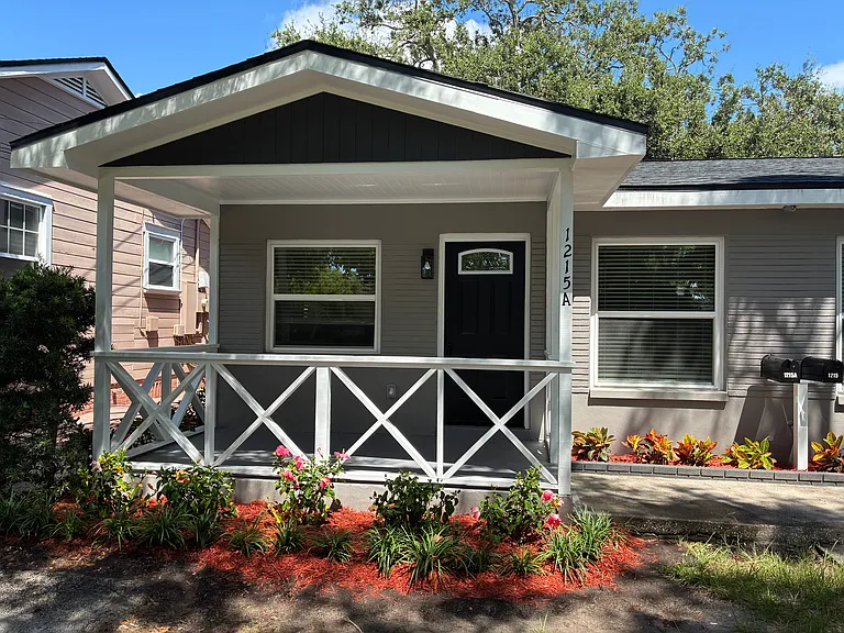 401 Engman St — Photo 1