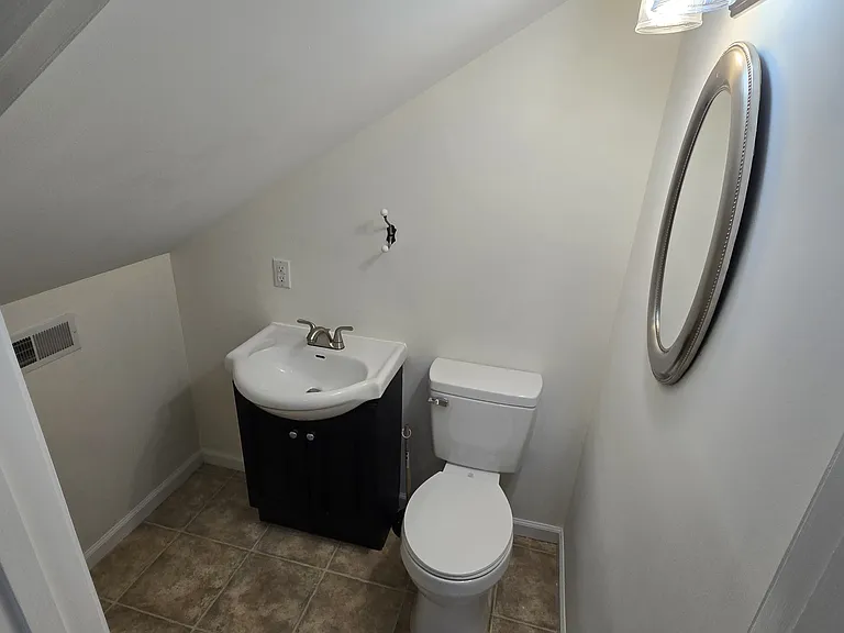 1805 Morningside Ave — Photo 3
