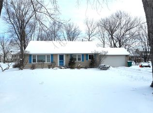 633 Shore Dr, West Henrietta, NY 14586