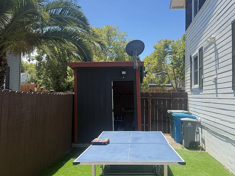 126 Calhoun St — Photo 9