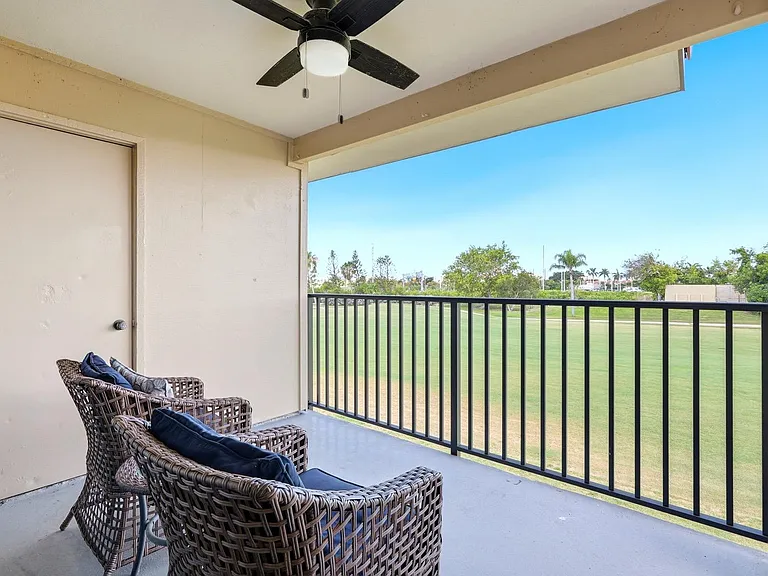 6105 Palma Del Mar Blvd S #219 — Photo 32